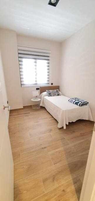 Estupendo Piso Nuevo En Playa Victoria Apartamento Cádis Exterior foto